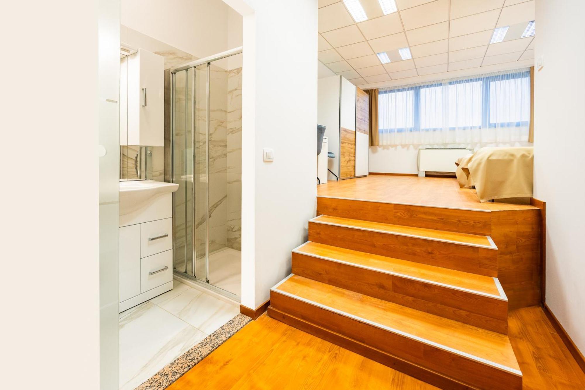 Hotel Garni Azul Kranj