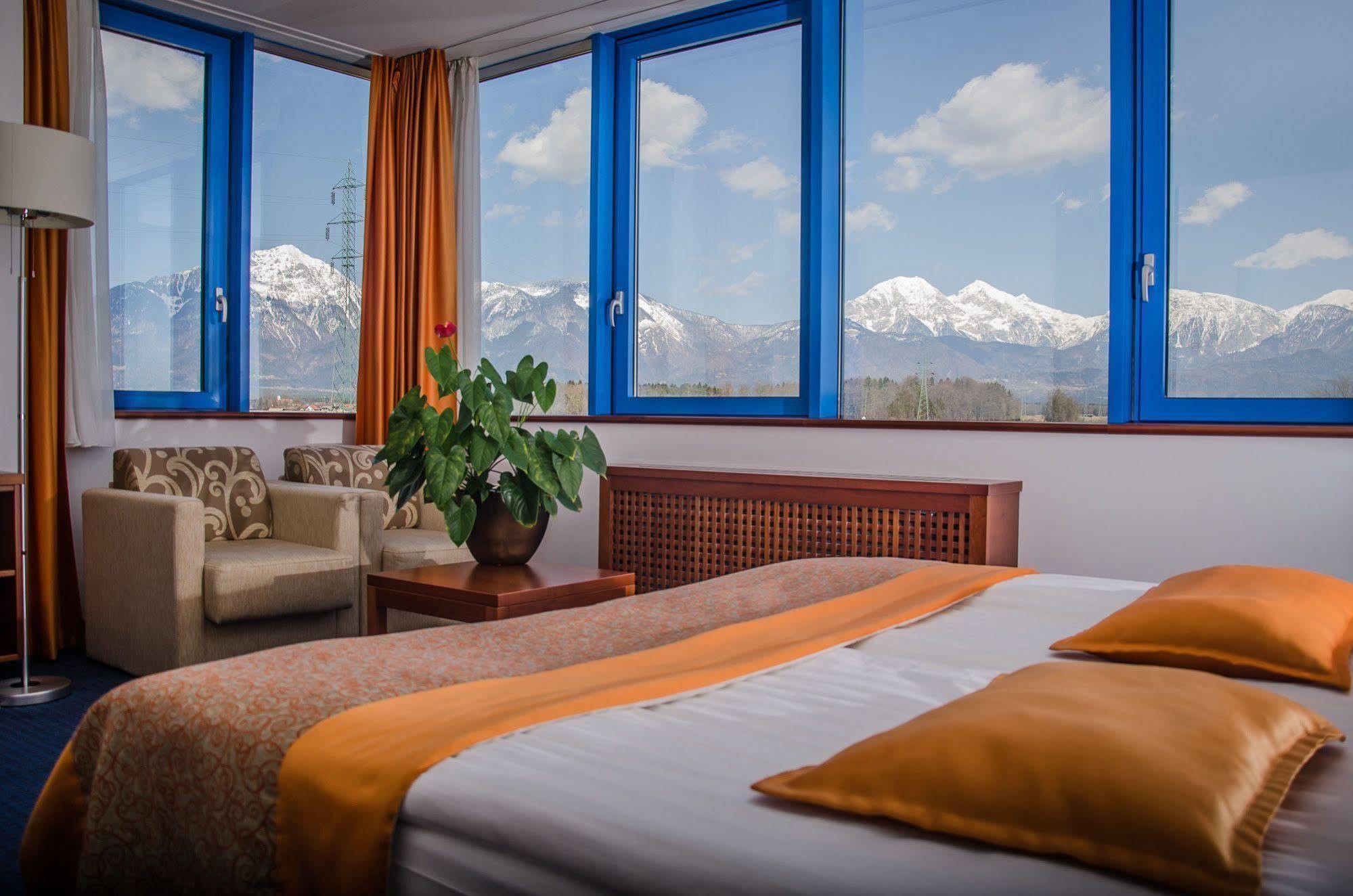 Garni Azul 4*